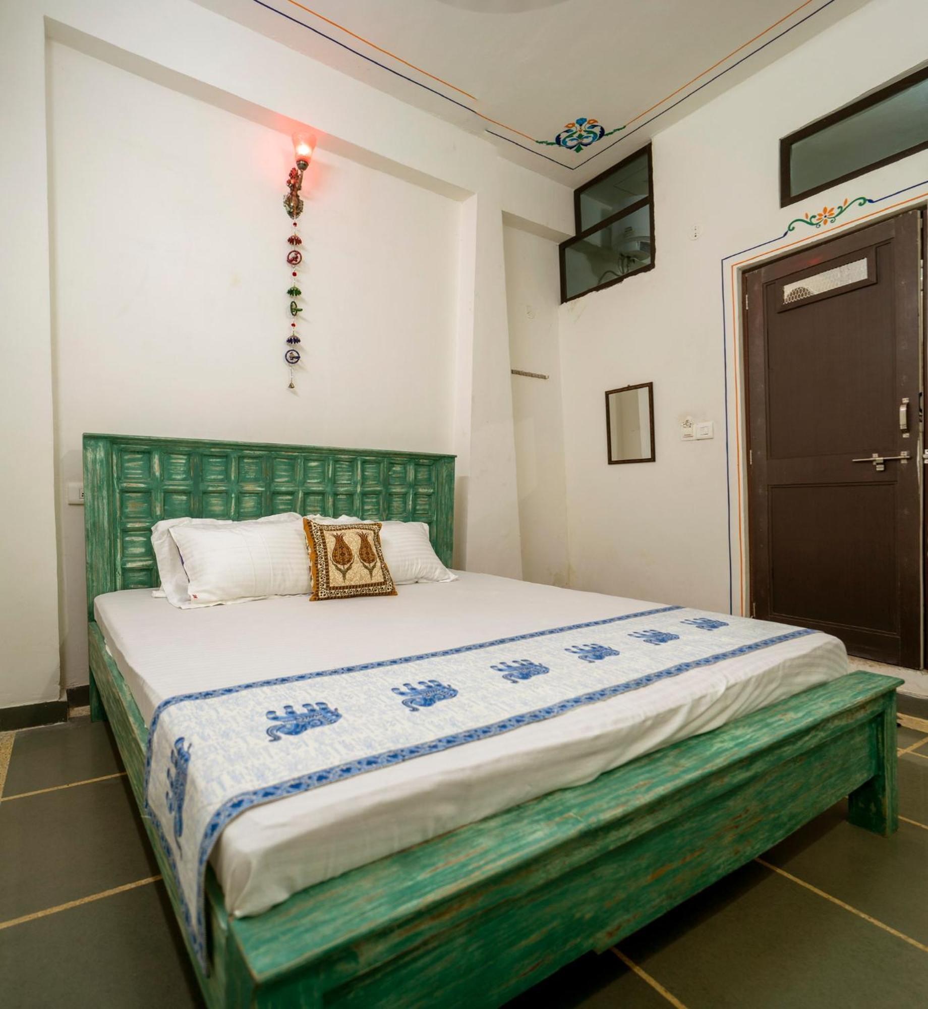 Soham Haveli Udaipur Hostel Exterior photo